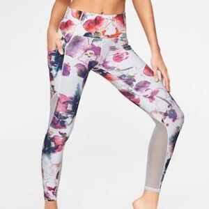 Athleta Floral Mudra 7/8 Tight